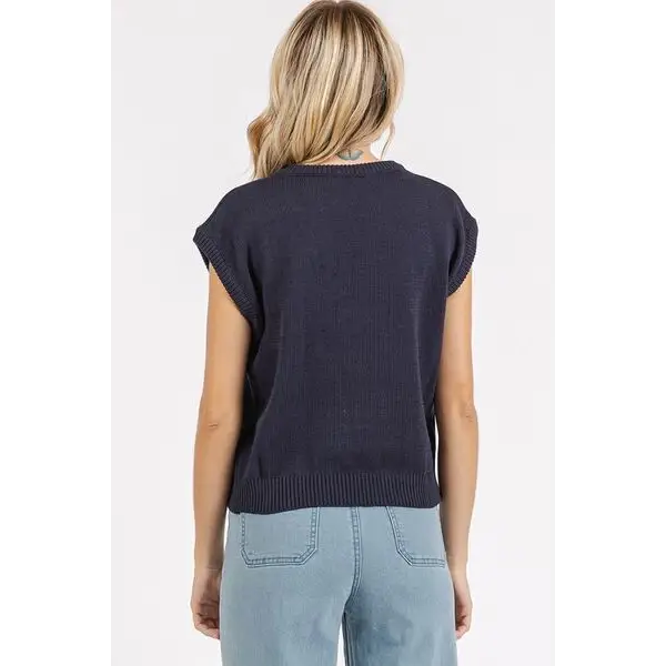 Contrast Letter Round Neck Cap Sleeve Knit Top.