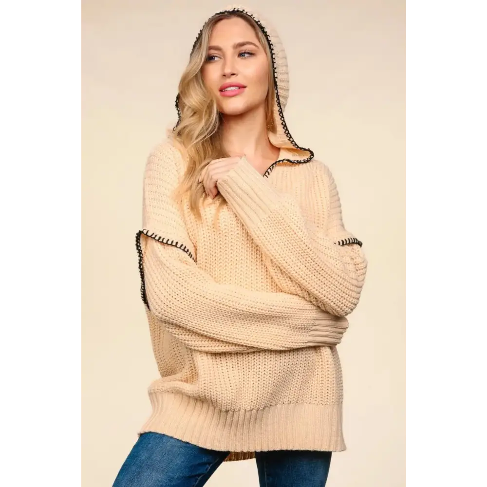 Contrast Stitching Long Sleeve Hooded Sweater.
