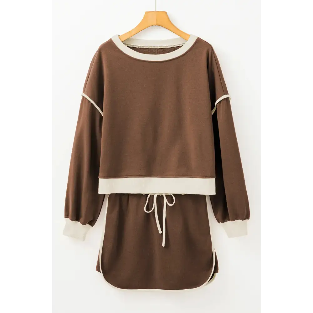 Contrast Trim Loose Pullover and Lace-up Waist Skort Set.