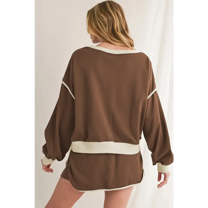 Contrast Trim Loose Pullover and Lace-up Waist Skort Set.