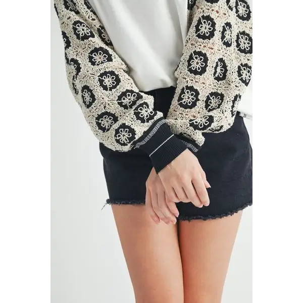 Crochet Contrast Stitching V Neck Top.
