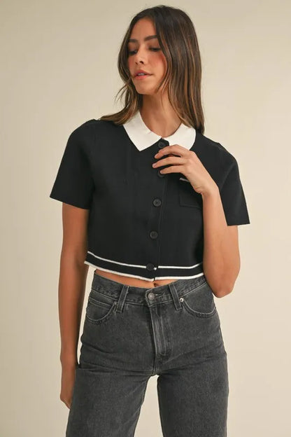 Button Down Contrast Collared Knit Cardigan.