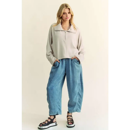 Davi & Dani Drawstring Hem Half Zip Raglan Sleeve Sweatshirt.