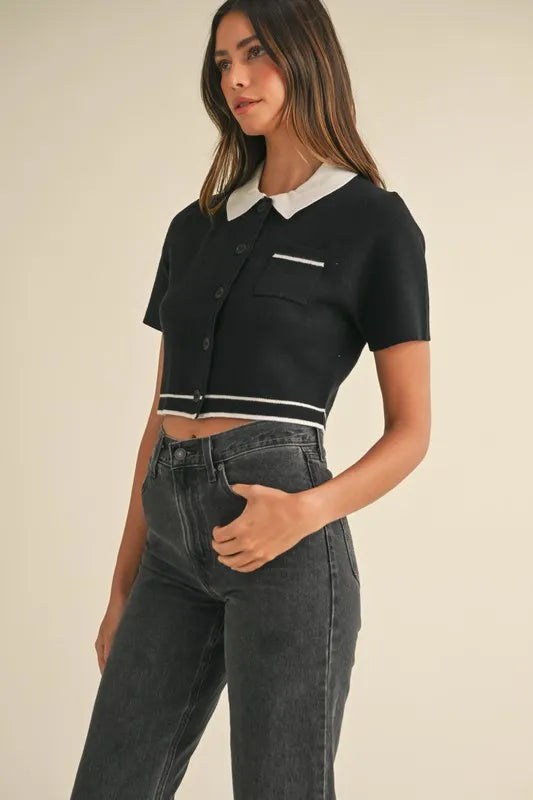 Button Down Contrast Collared Knit Cardigan.