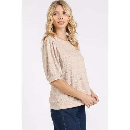 Fan Shell Texture Short Puff Sleeve Knit Top.