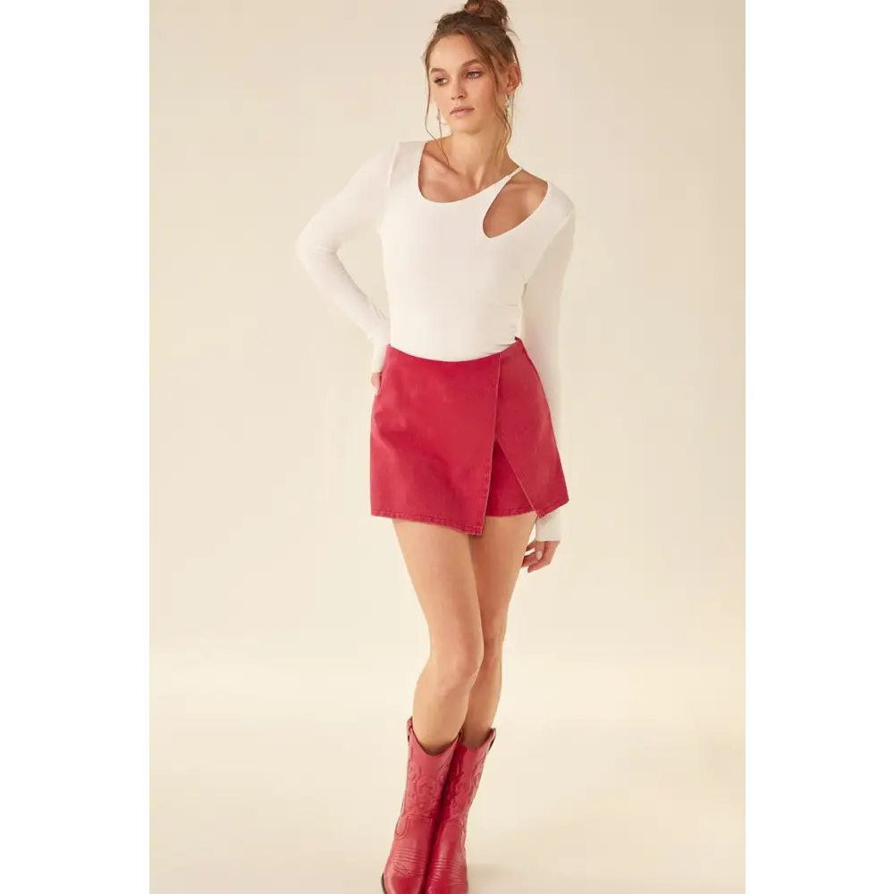 Front Cut Out Long Sleeve Knit Top.