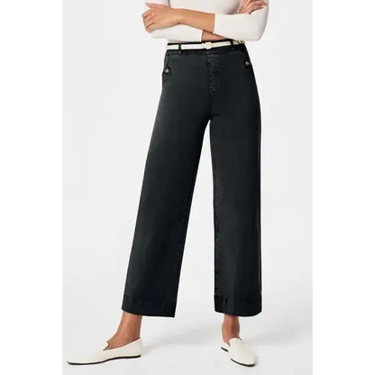 High Waist Jeans with Pockets.