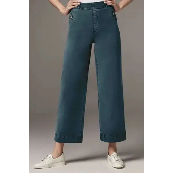 High Waist Jeans with Pockets.