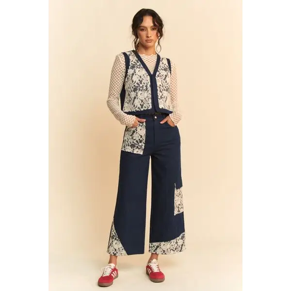 Lace Applique Wide Leg Jeans.