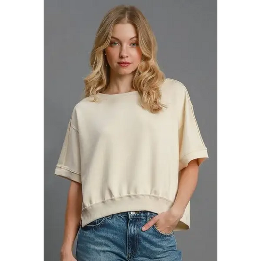 Lightweight Cropped Sweatshirt.