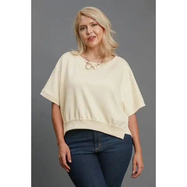 Lightweight Cropped Sweatshirt.