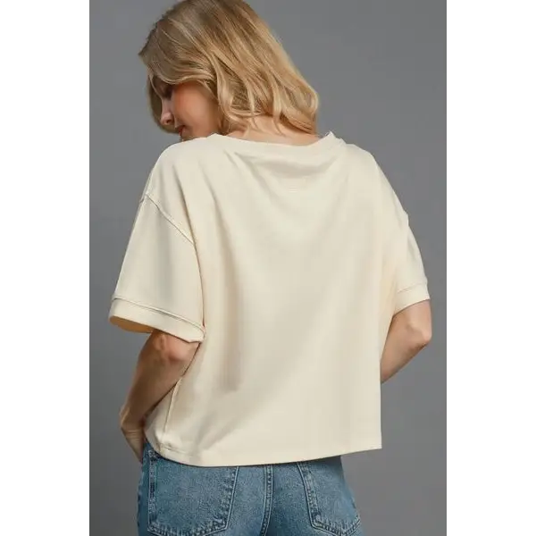 Lightweight Cropped Sweatshirt.