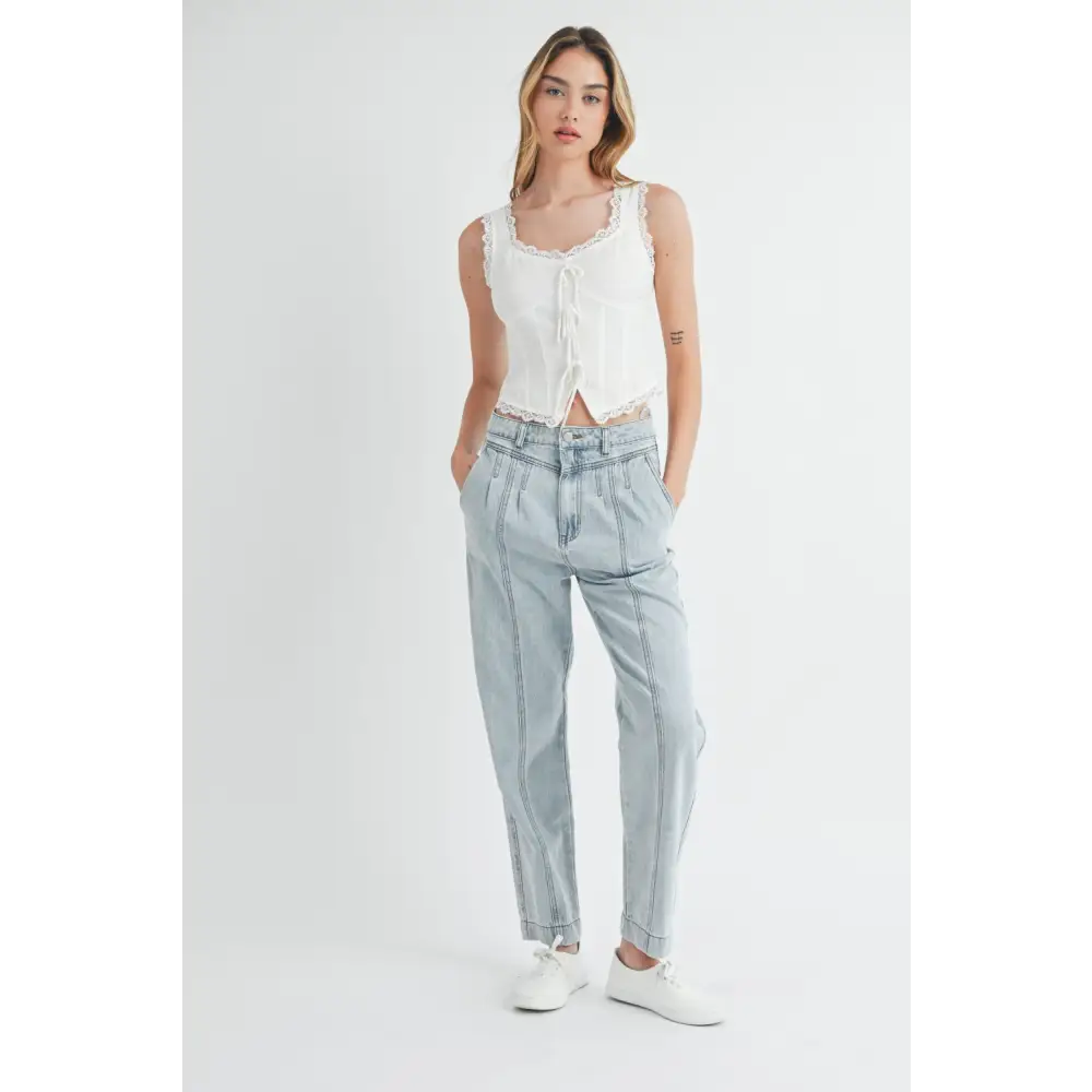 MABLE Pleated Front Detail Straight Jeans.