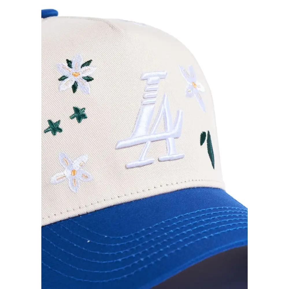 Reference Unisex LA Floral Paradise Snap Back Fit Hat.