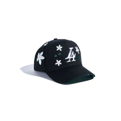 Reference Unisex LA Floral Paradise Snap Back Fit Hat.