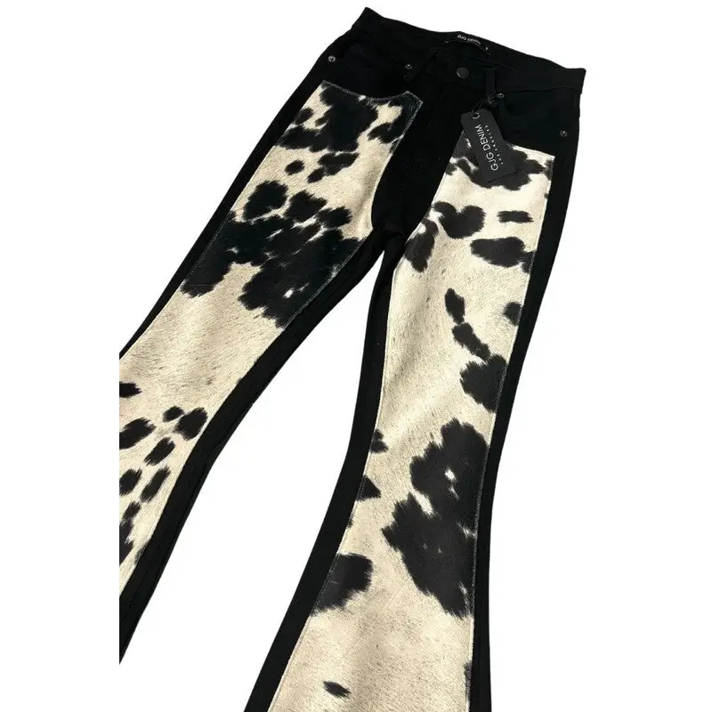 Rodeo Bell Bottom Jean in Black.