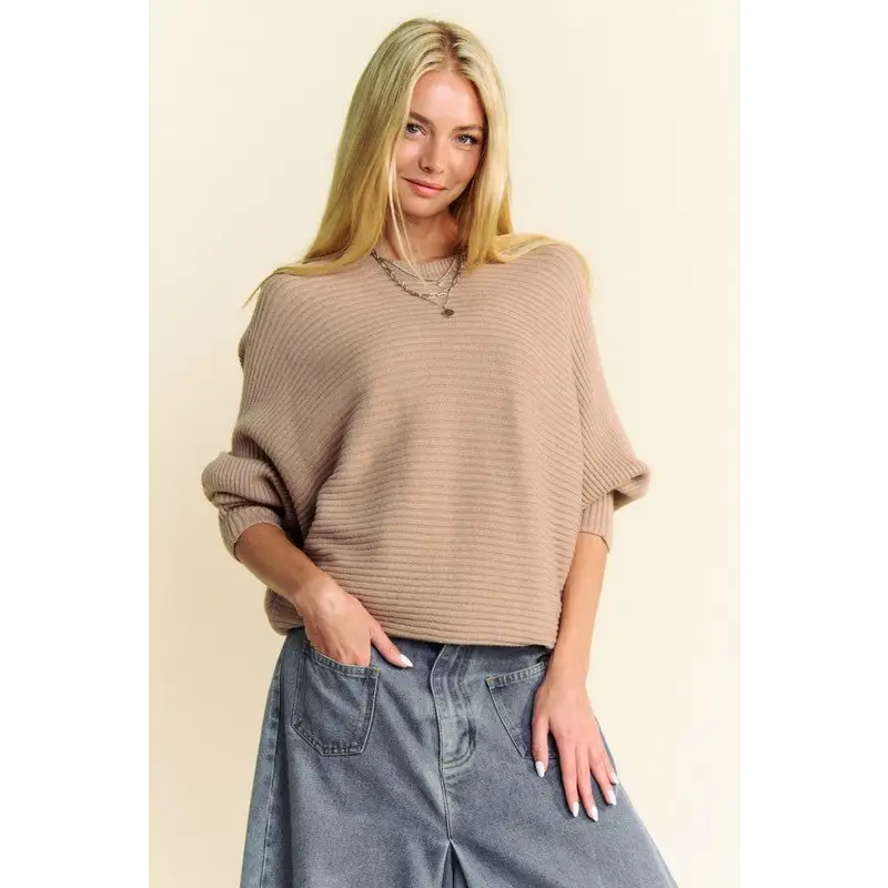 Round Neck Batwing Sleeve Sweater.
