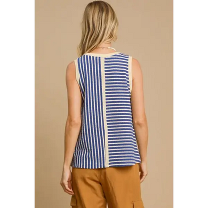Round Neck Texture Striped Tank.