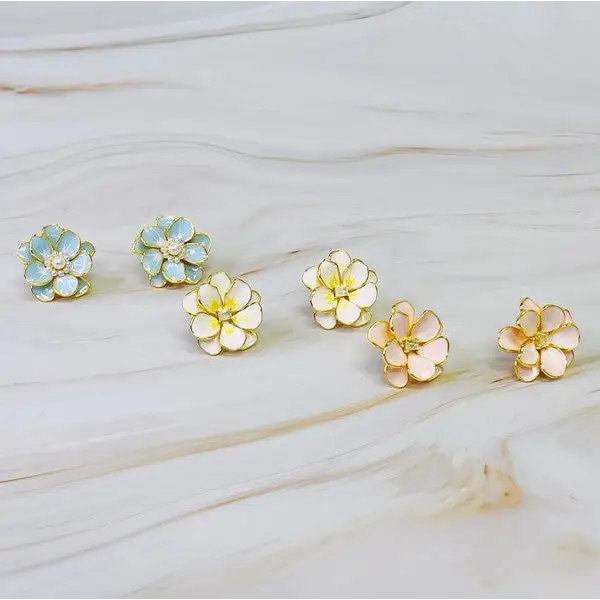 Scarlett Art Of Flower Earrings.