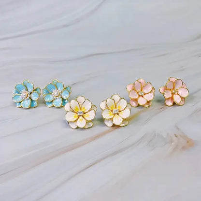 Scarlett Art Of Flower Earrings.