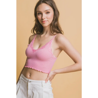 Seamless Lace Detail Cropped Cami.