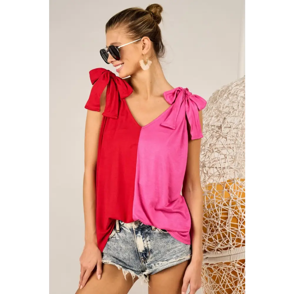 Shoulder Ribbon Tied Contrast Tank.