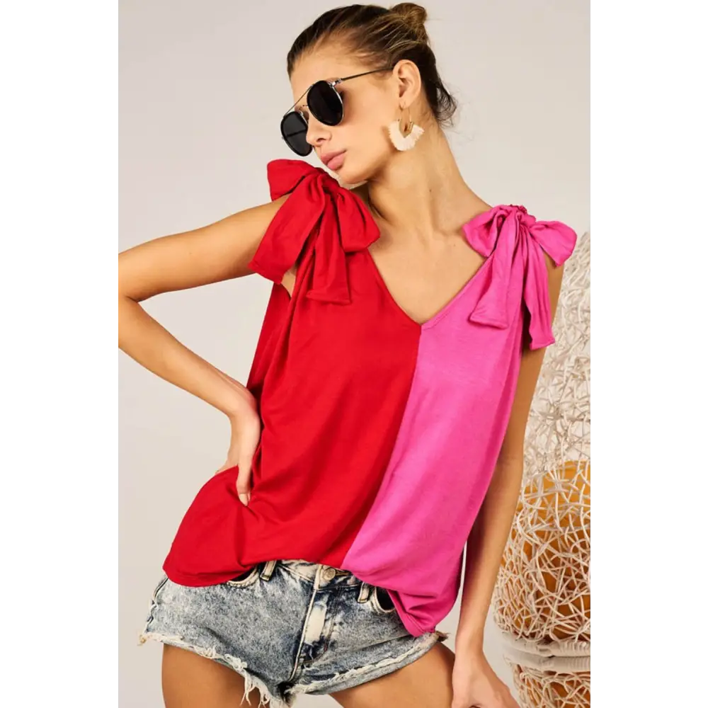Shoulder Ribbon Tied Contrast Tank.
