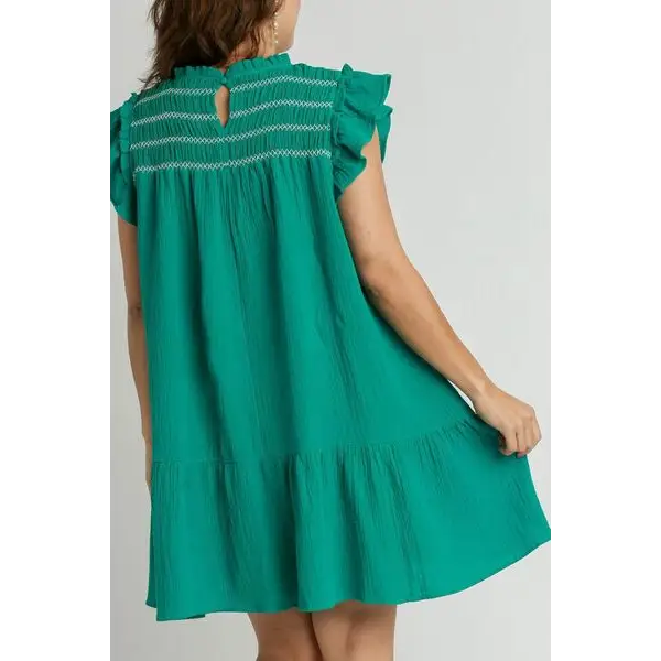 Smocked Contrast Stitching Ruffle Cap Sleeve Round Neck Dress.