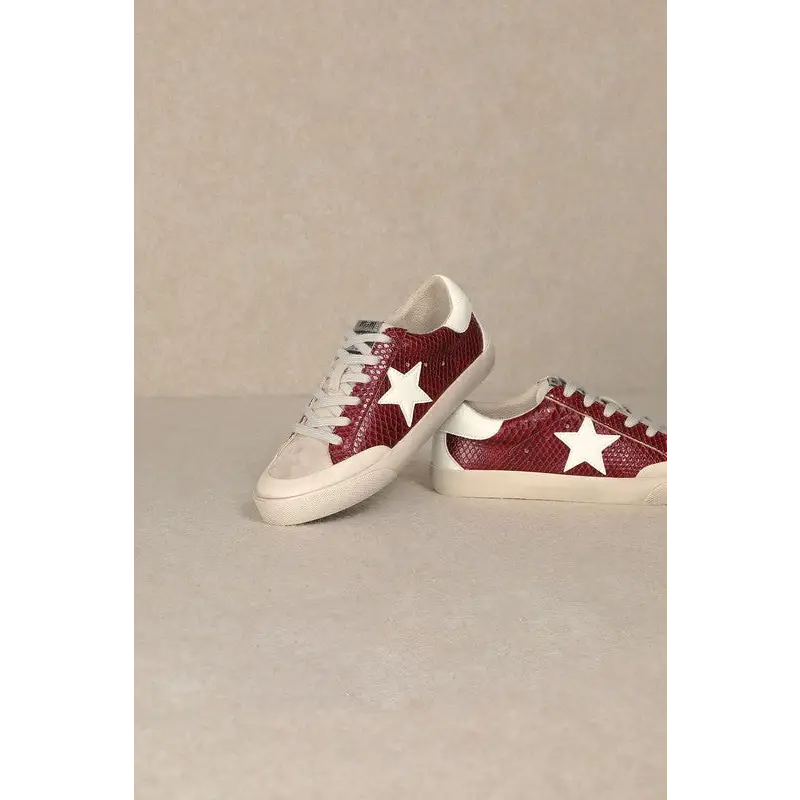 Star, Low Top Sneakers.
