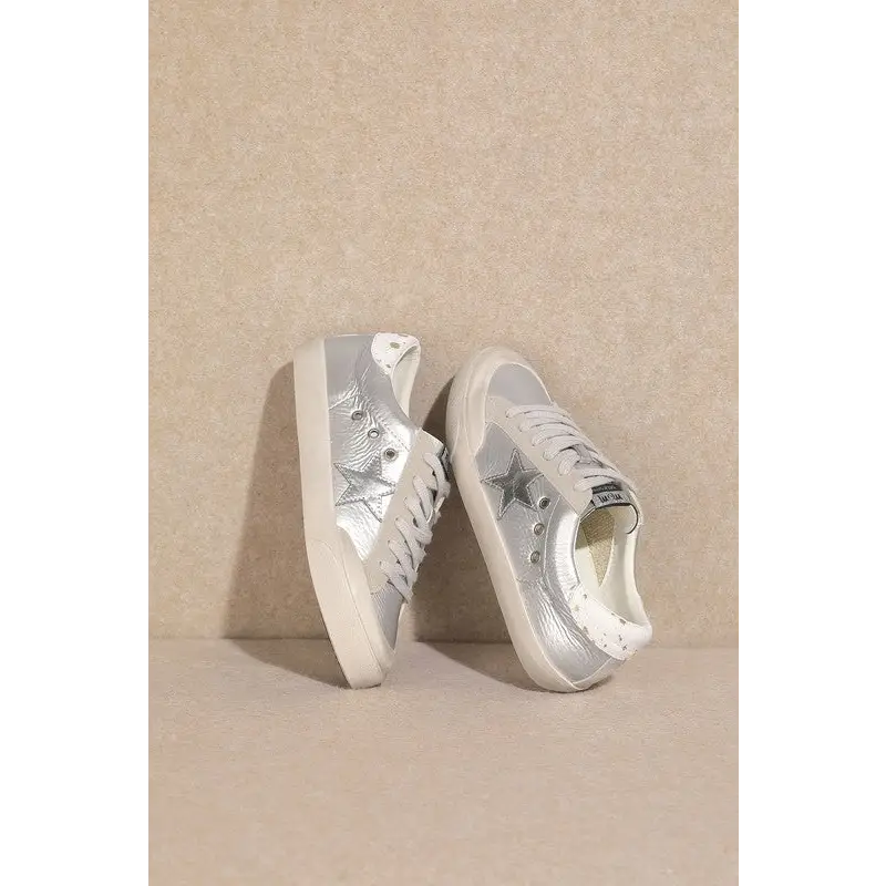 Star, Low Top Sneakers.