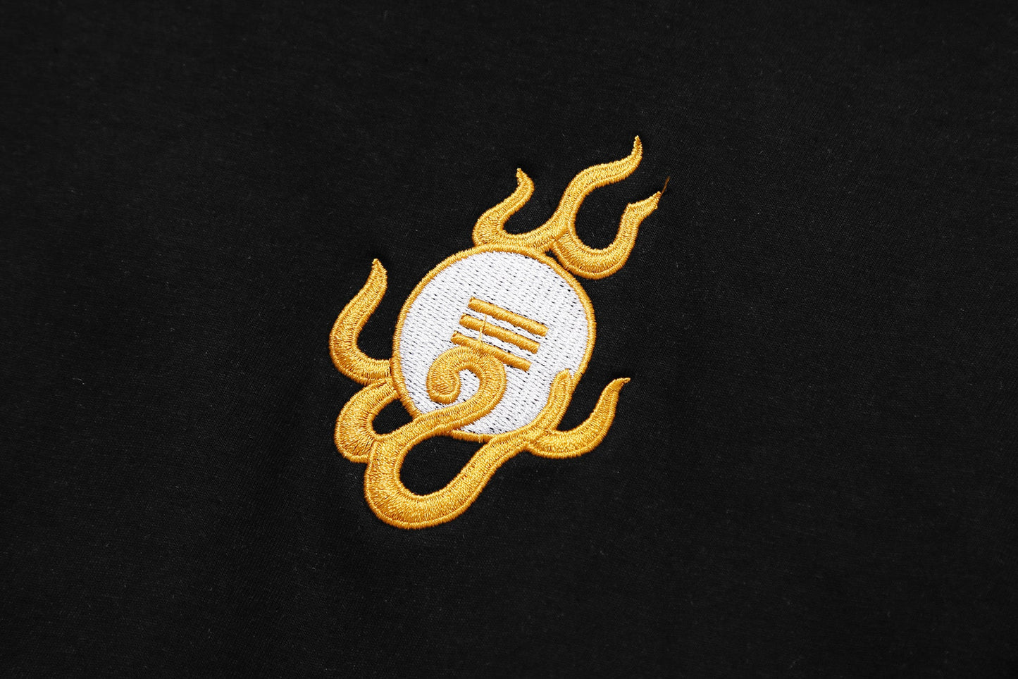 Coin Tiger Embroidery Sweater