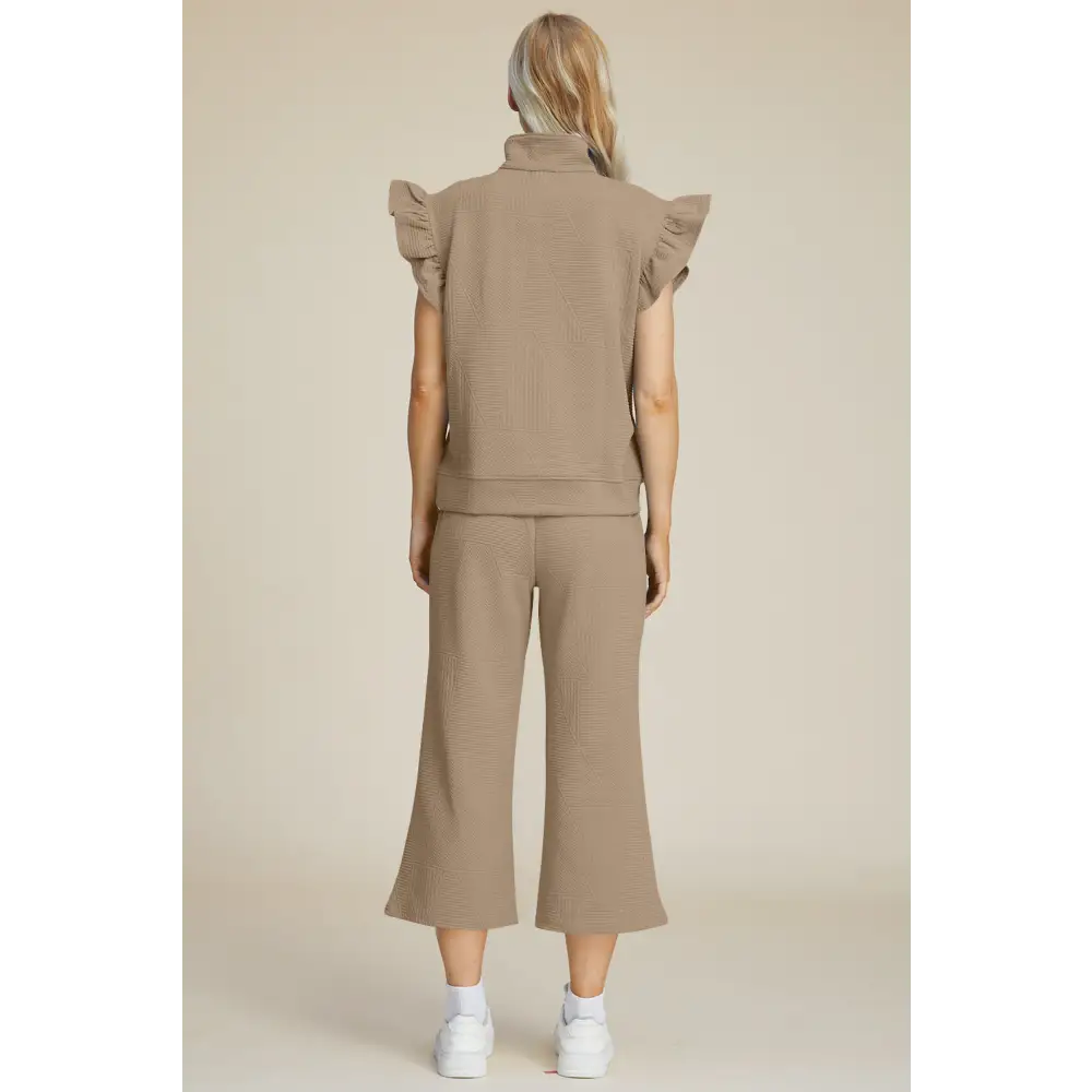 Texture Ruffle Short Sleeve Top and Wide Leg Pants Set.