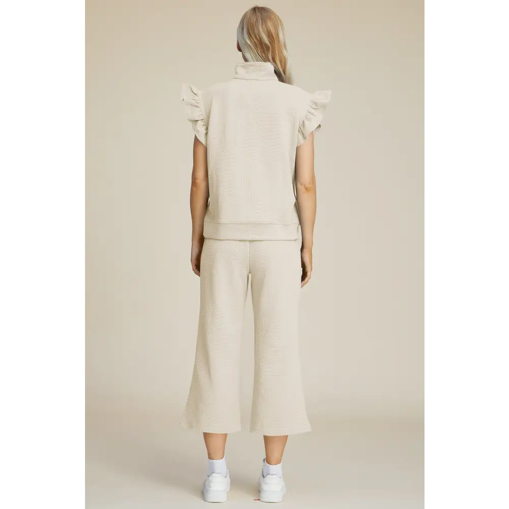 Texture Ruffle Short Sleeve Top and Wide Leg Pants Set.