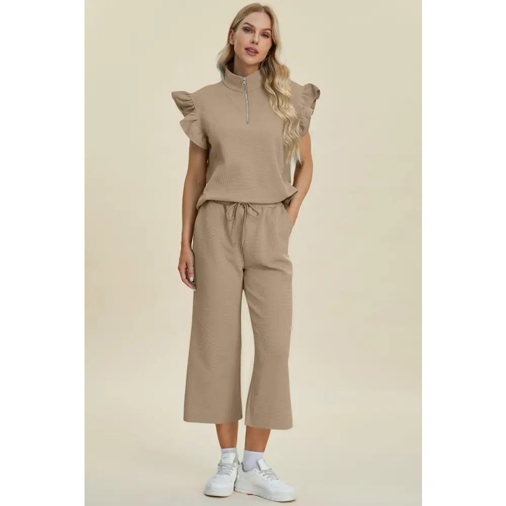 Texture Ruffle Short Sleeve Top and Wide Leg Pants Set.