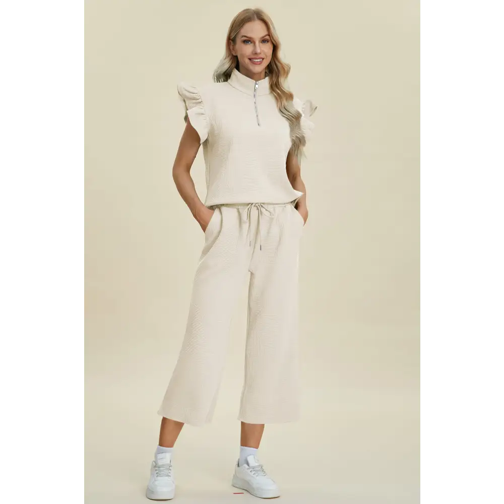 Texture Ruffle Short Sleeve Top and Wide Leg Pants Set.