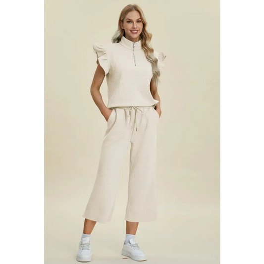 Texture Ruffle Short Sleeve Top and Wide Leg Pants Set.