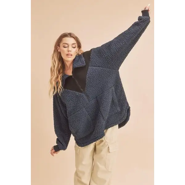 Two Tone Half Zip Fleece Sweatshirt.