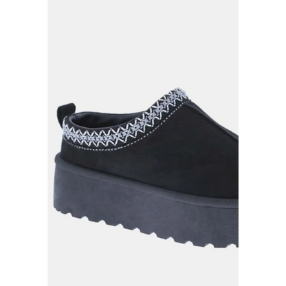 Weeboo Platform Embroidered Trim Slip-On Boots.