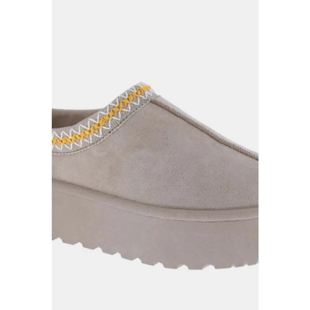Weeboo Platform Embroidered Trim Slip-On Boots.