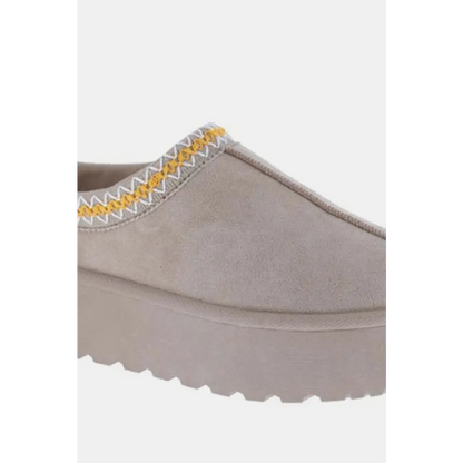 Weeboo Platform Embroidered Trim Slip-On Boots.