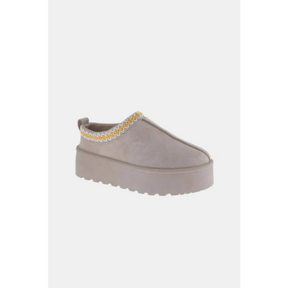 Weeboo Platform Embroidered Trim Slip-On Boots.