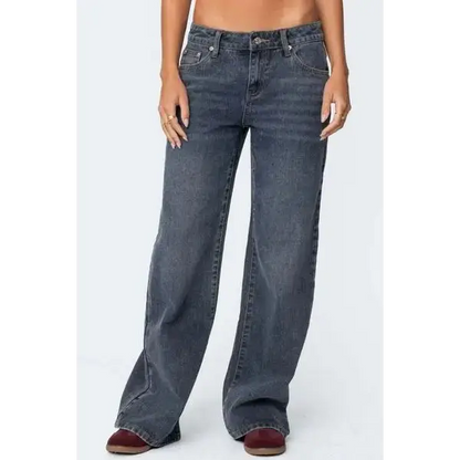 Wide Leg Jeans with Pockets.