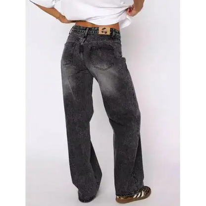 Wide Leg Jeans with Pockets.