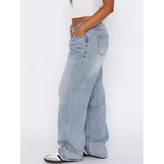 Wide Leg Jeans with Pockets.